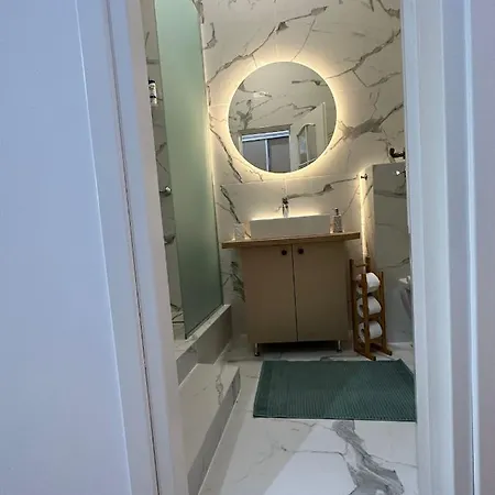 Oyster Flat Victoriei Boekarest