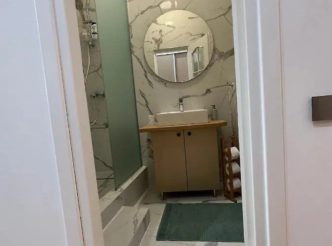 Appartement Oyster Flat Victoriei Boekarest