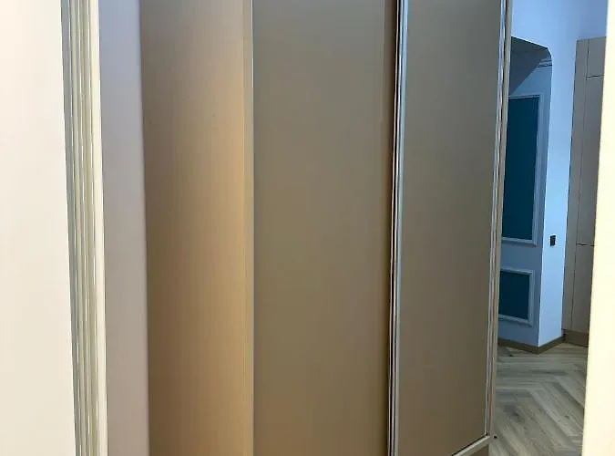 Oyster Flat Victoriei * Boekarest