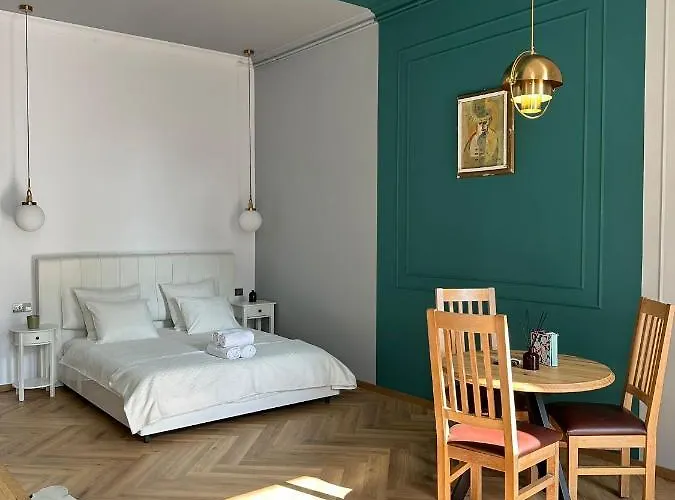 Oyster Flat Victoriei *